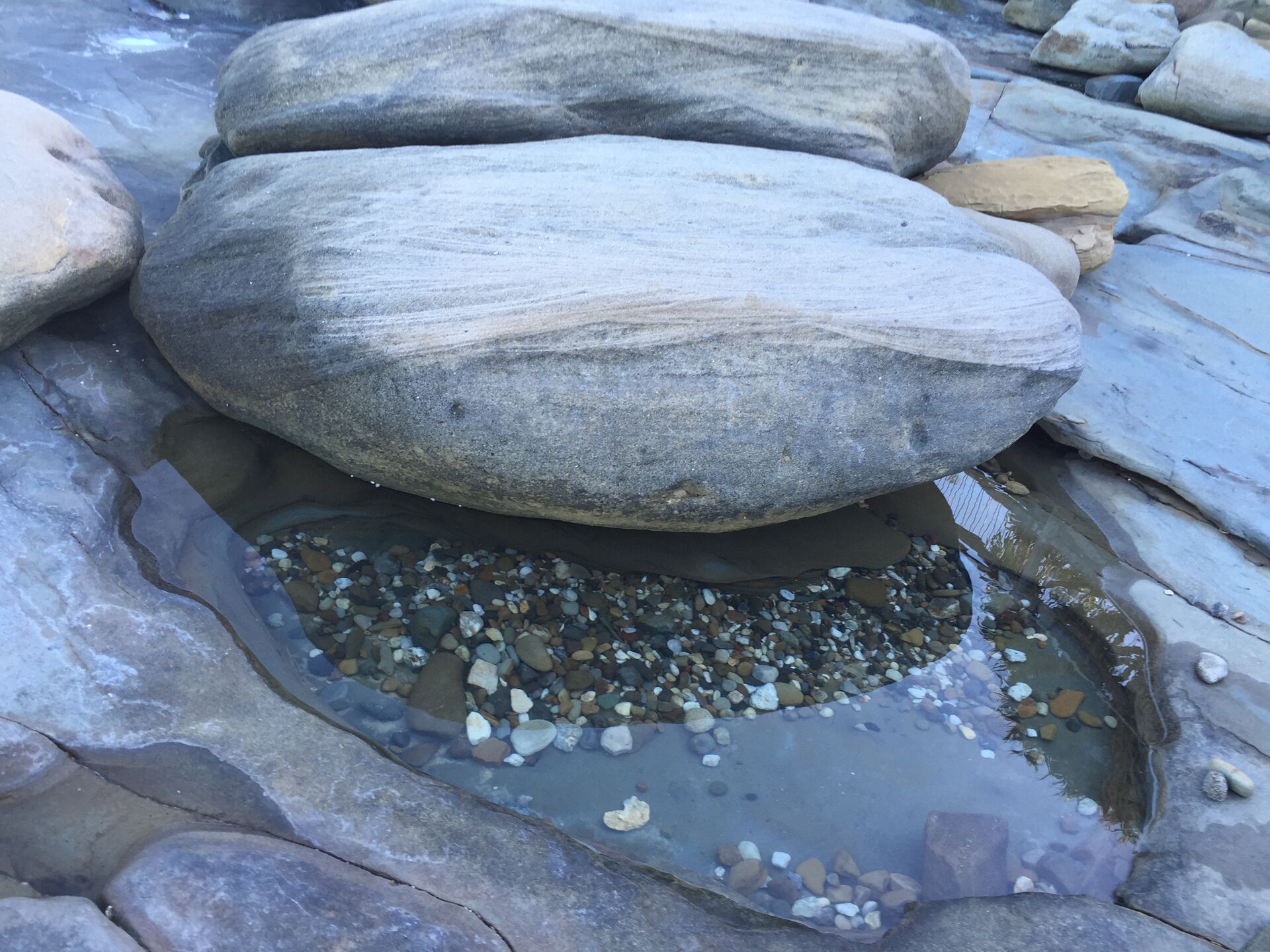 The Artist Studio - secluded hideaway perfect for couples getaway and family fun