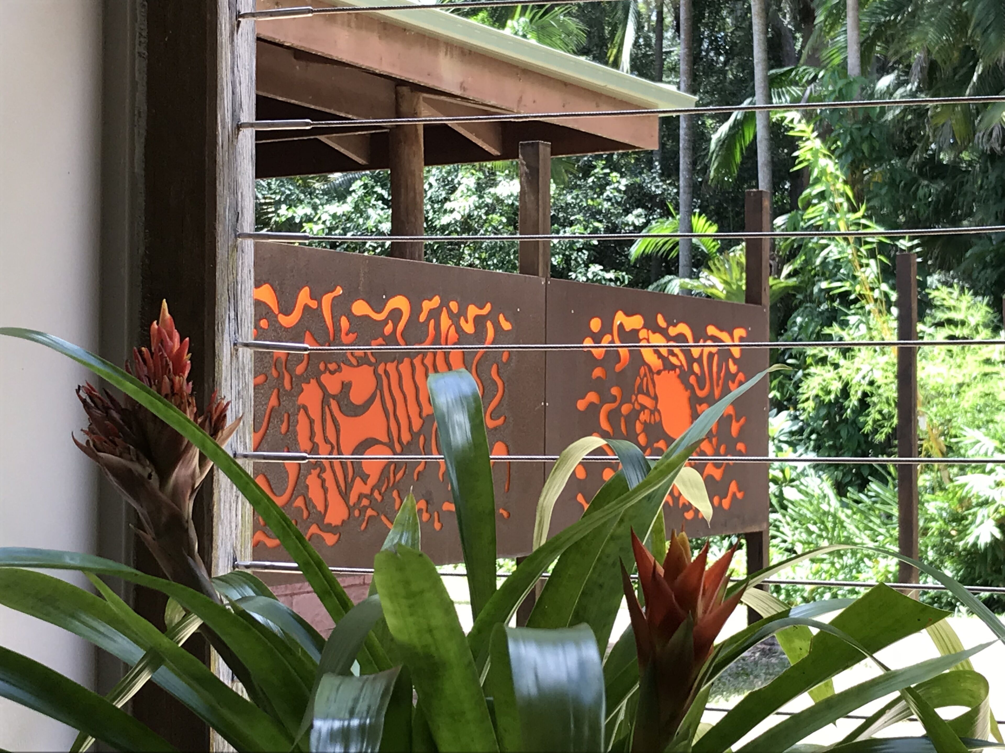 The Artist Studio - secluded hideaway perfect for couples getaway and family fun