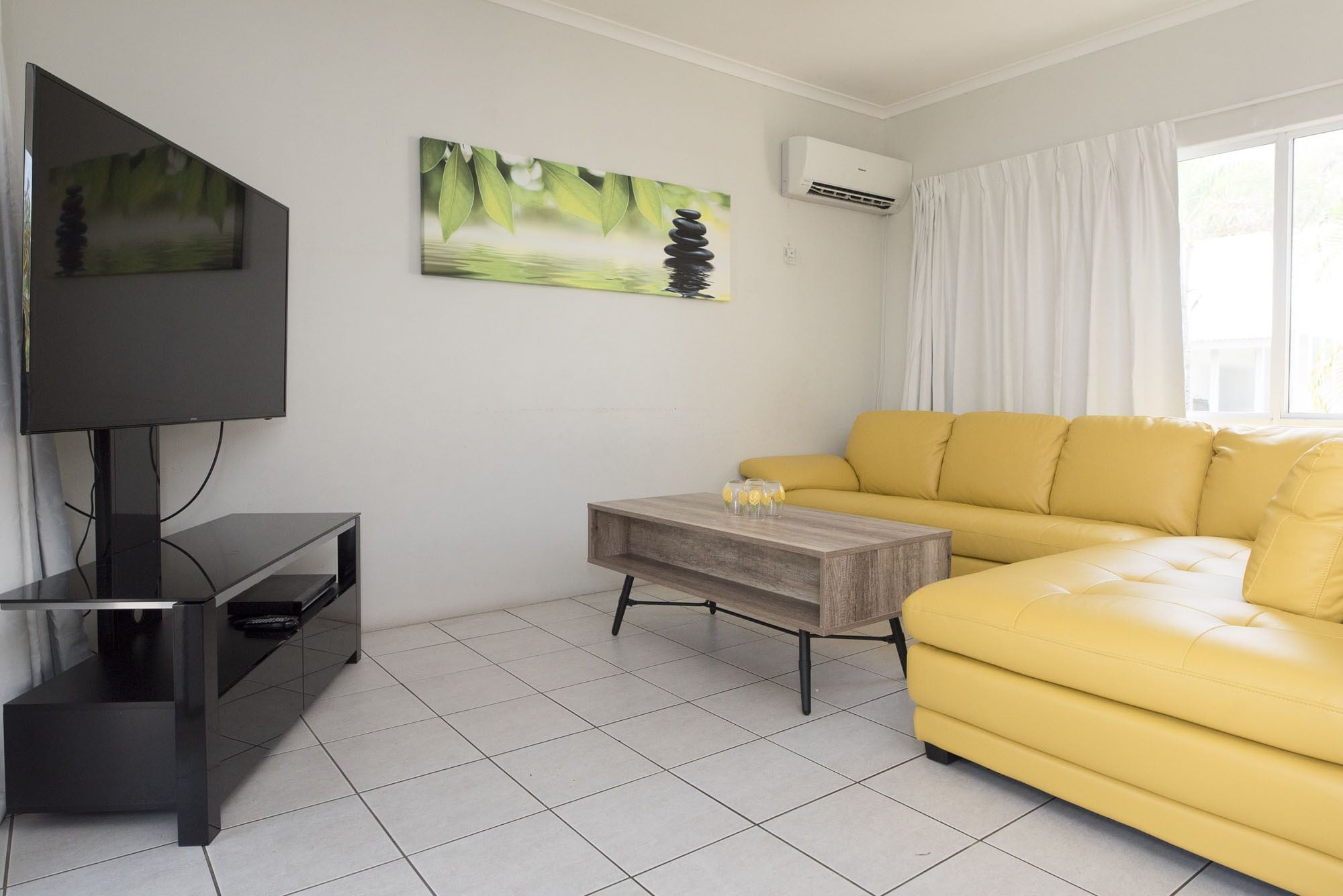 Mango tree private apartments N18