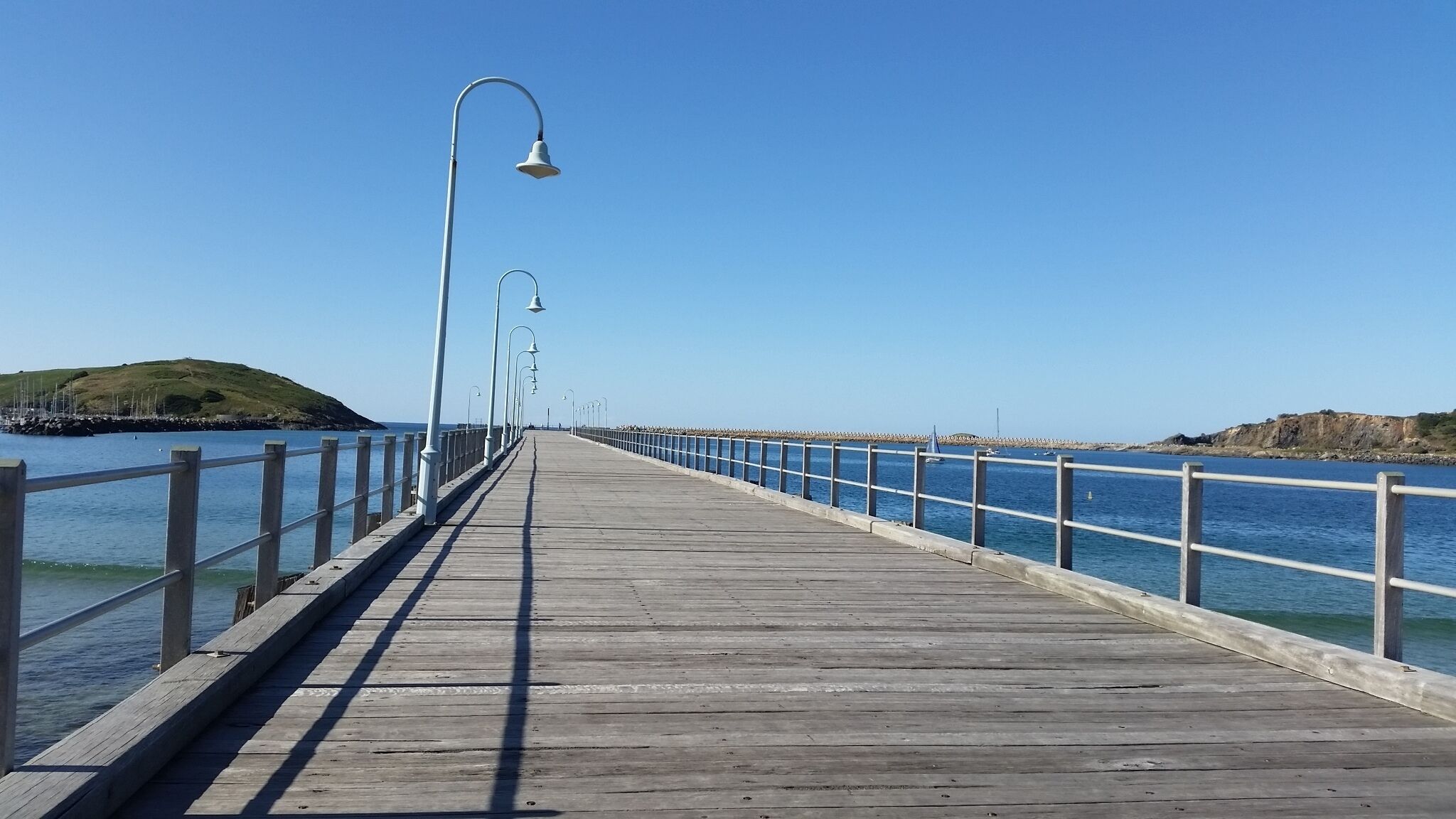 MOONEE BEACH HIDEAWAY