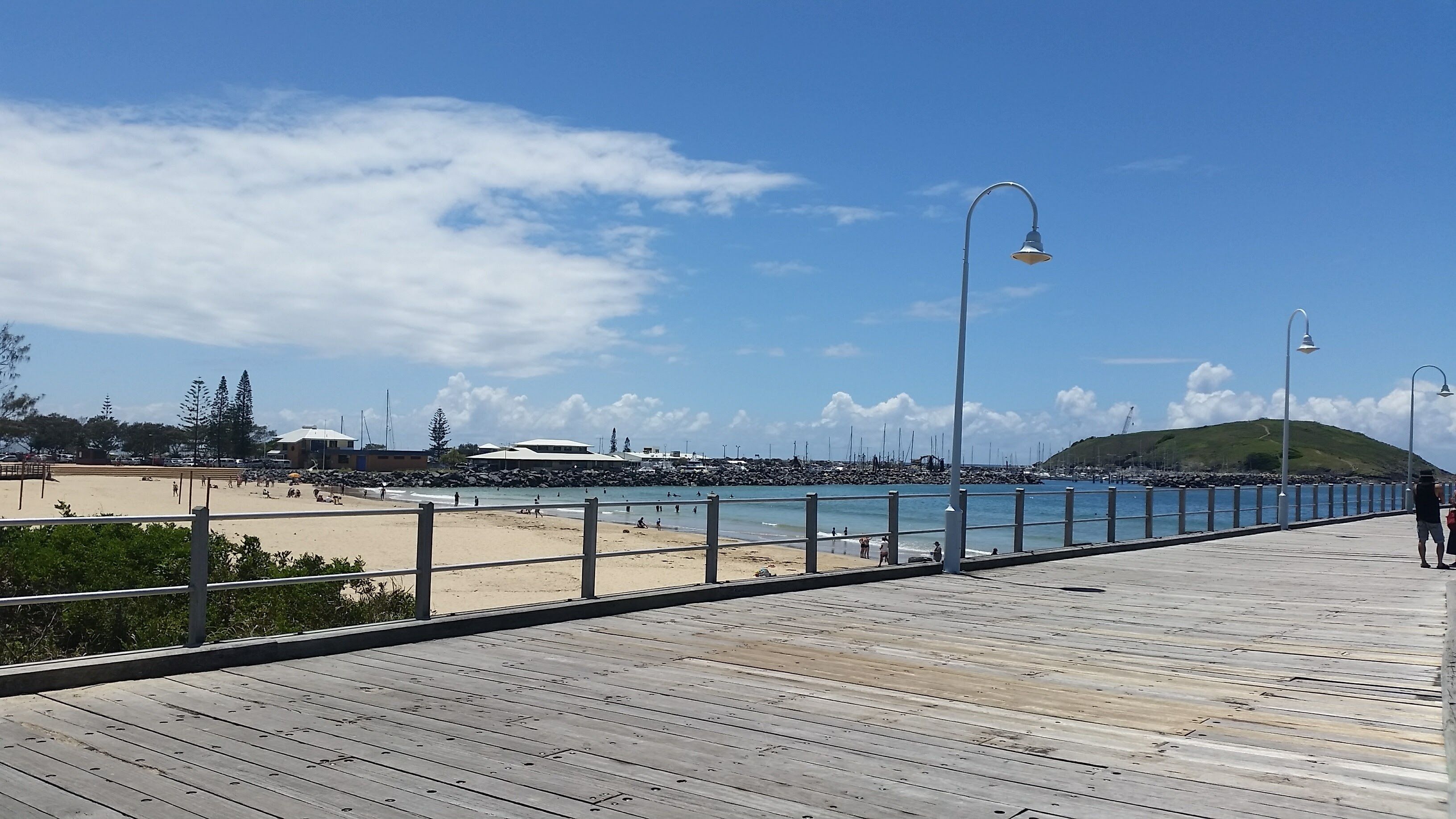 MOONEE BEACH HIDEAWAY