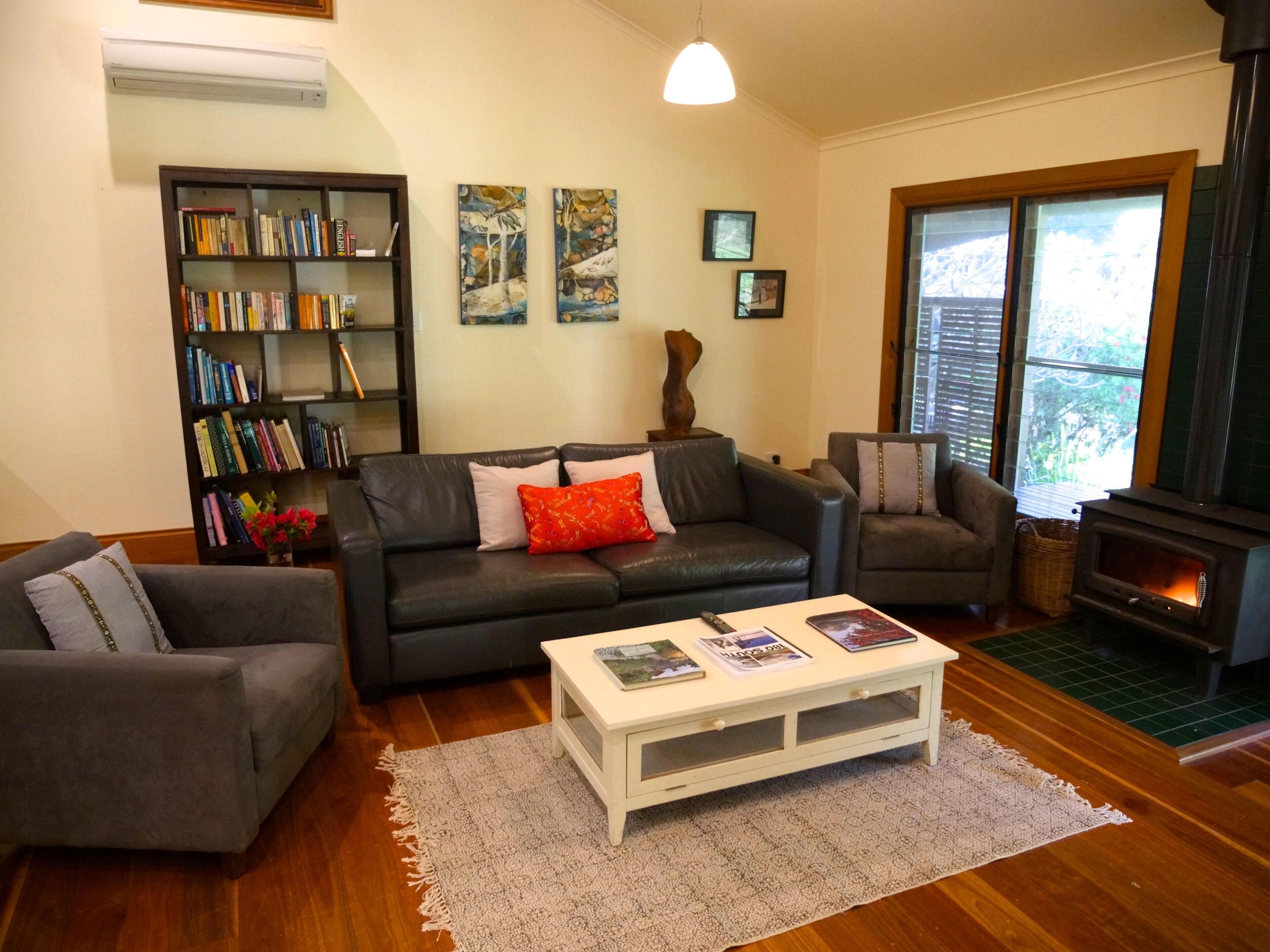 Easy Street Retreat - River Cottage