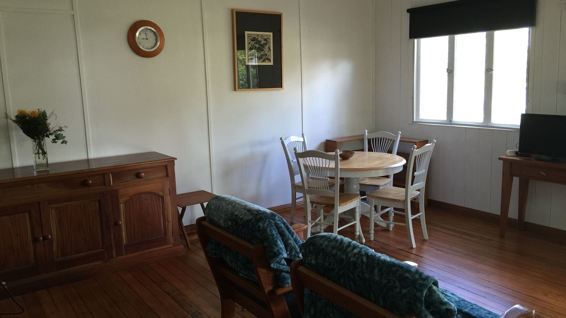 Pechey Homestead Farmstay - Jacaranda Cottage