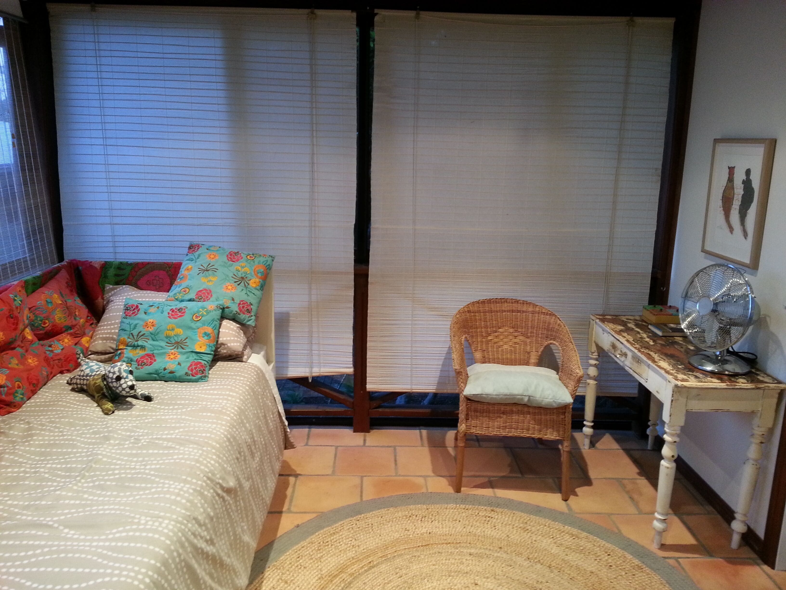 Elegantly-crafted, Beachside Lodge in Valla Beach! Off-peak specials!