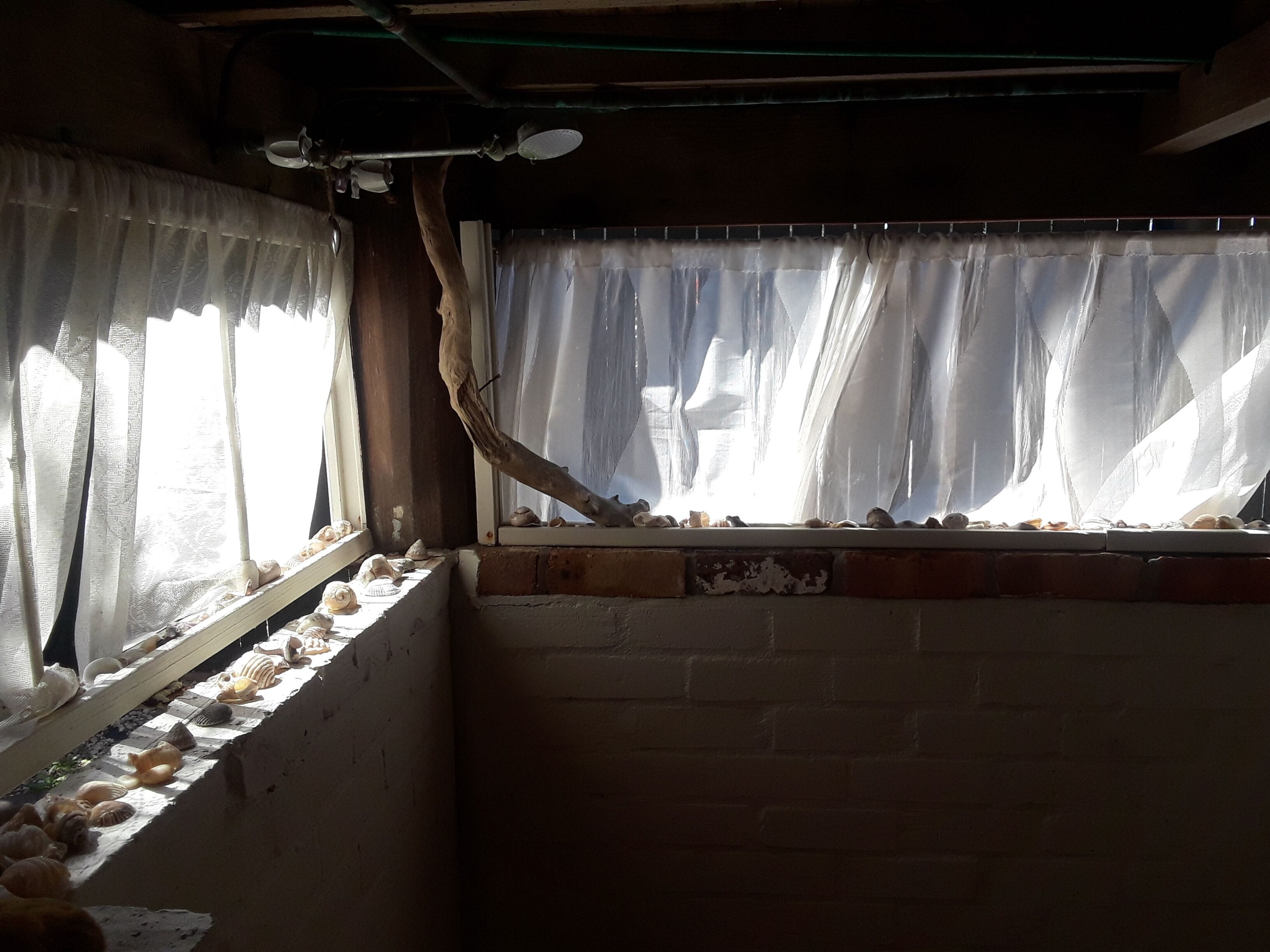 Elegantly-crafted, Beachside Lodge in Valla Beach! Off-peak specials!