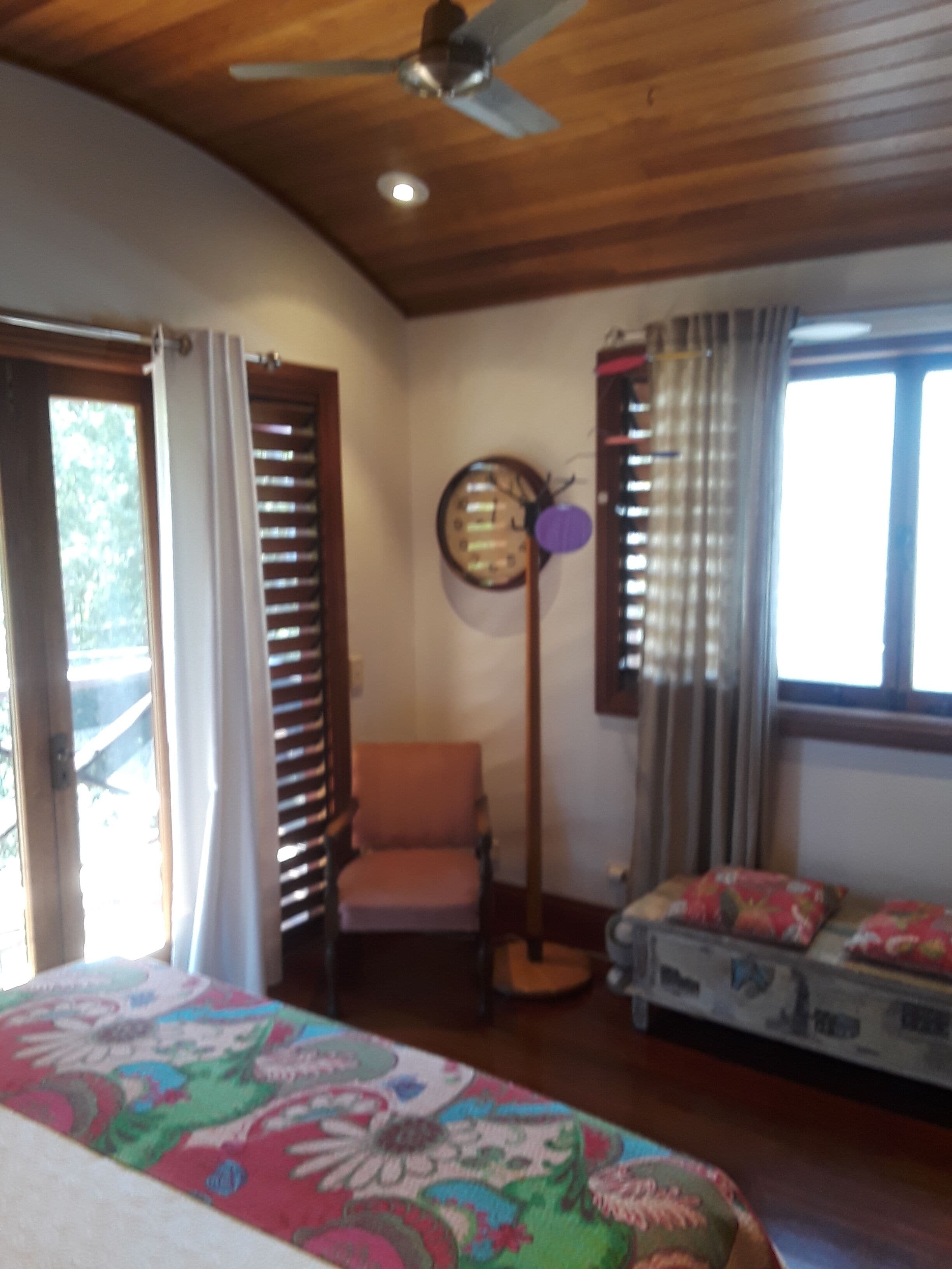 Elegantly-crafted, Beachside Lodge in Valla Beach! Off-peak specials!