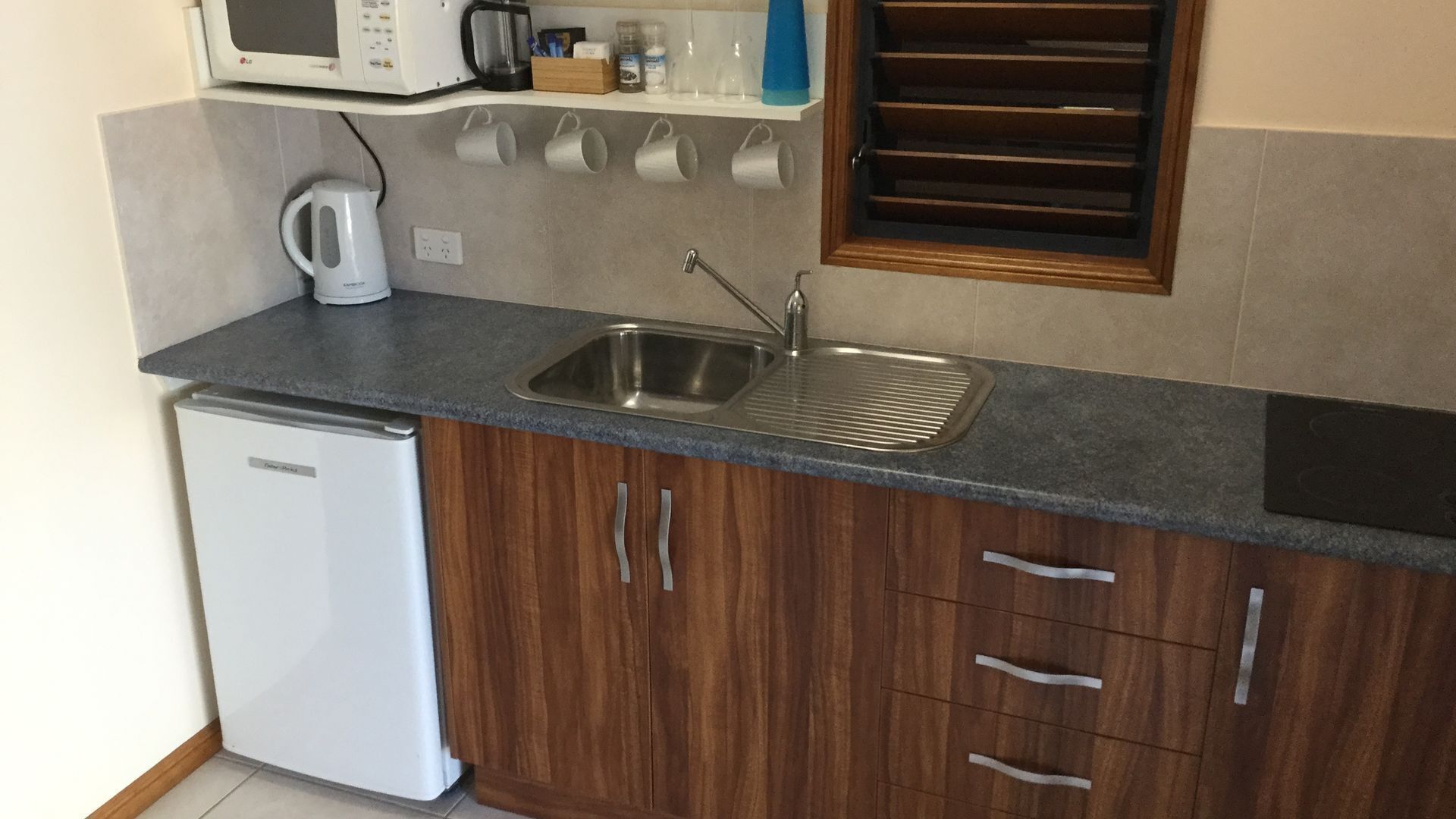 Taihoa on South Mission Unit 4 - Adults Only