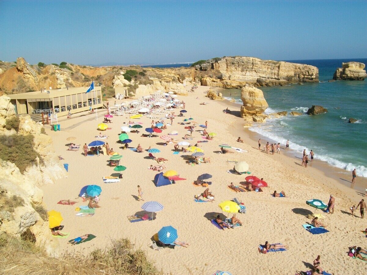 Front Line Spacious Waterfront Marina Apartment With Panoramic Views Pool Wi Fi 21 Room Prices Deals Reviews Expedia Com