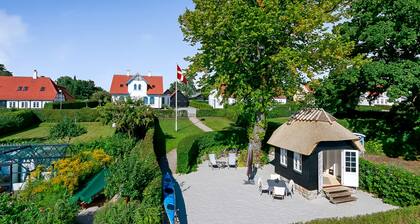 Troense B&B by the sea