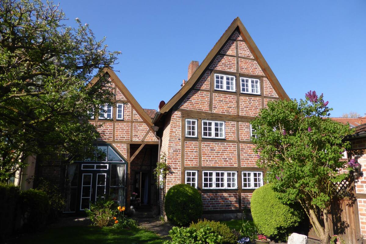 Experience Gastehaus Altstadtzauber Luneburg From Its Heart 21 Pictures Reviews Prices Deals Expedia Ca