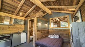 1 chambre, lits bébé, accès Internet, draps fournis