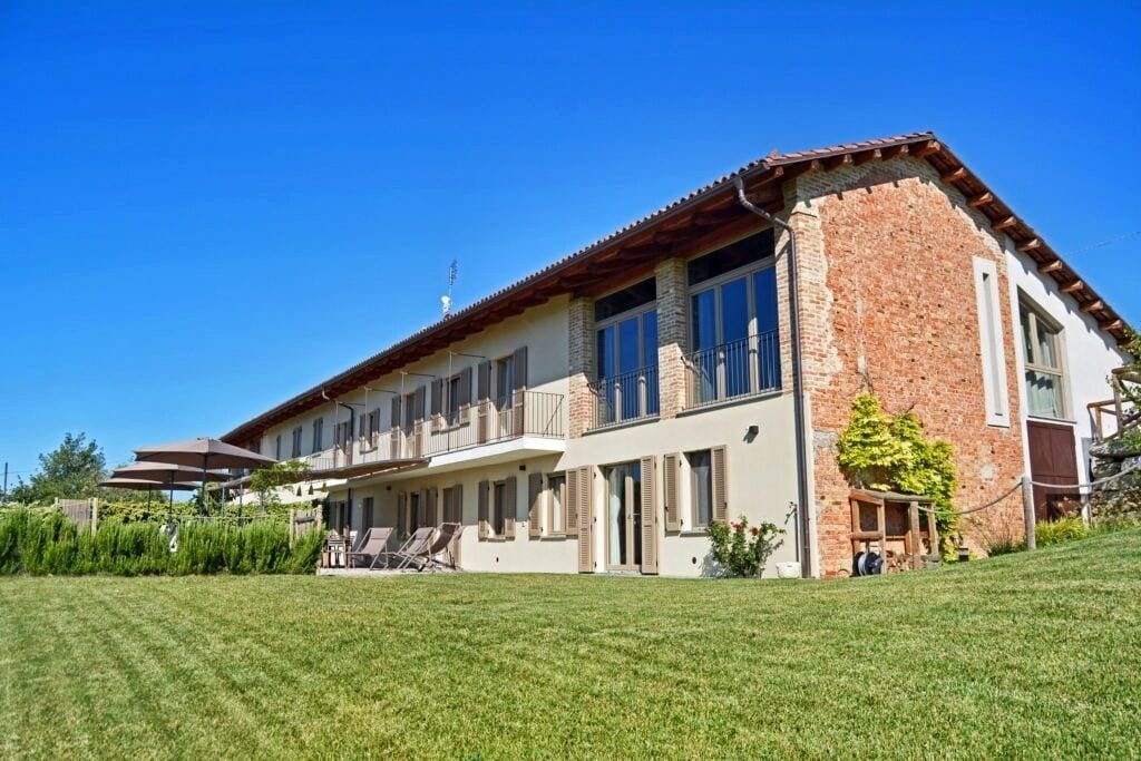 Fully-renovated Farmhouse With Pool Among the Barolo Vines in Novello, Italy