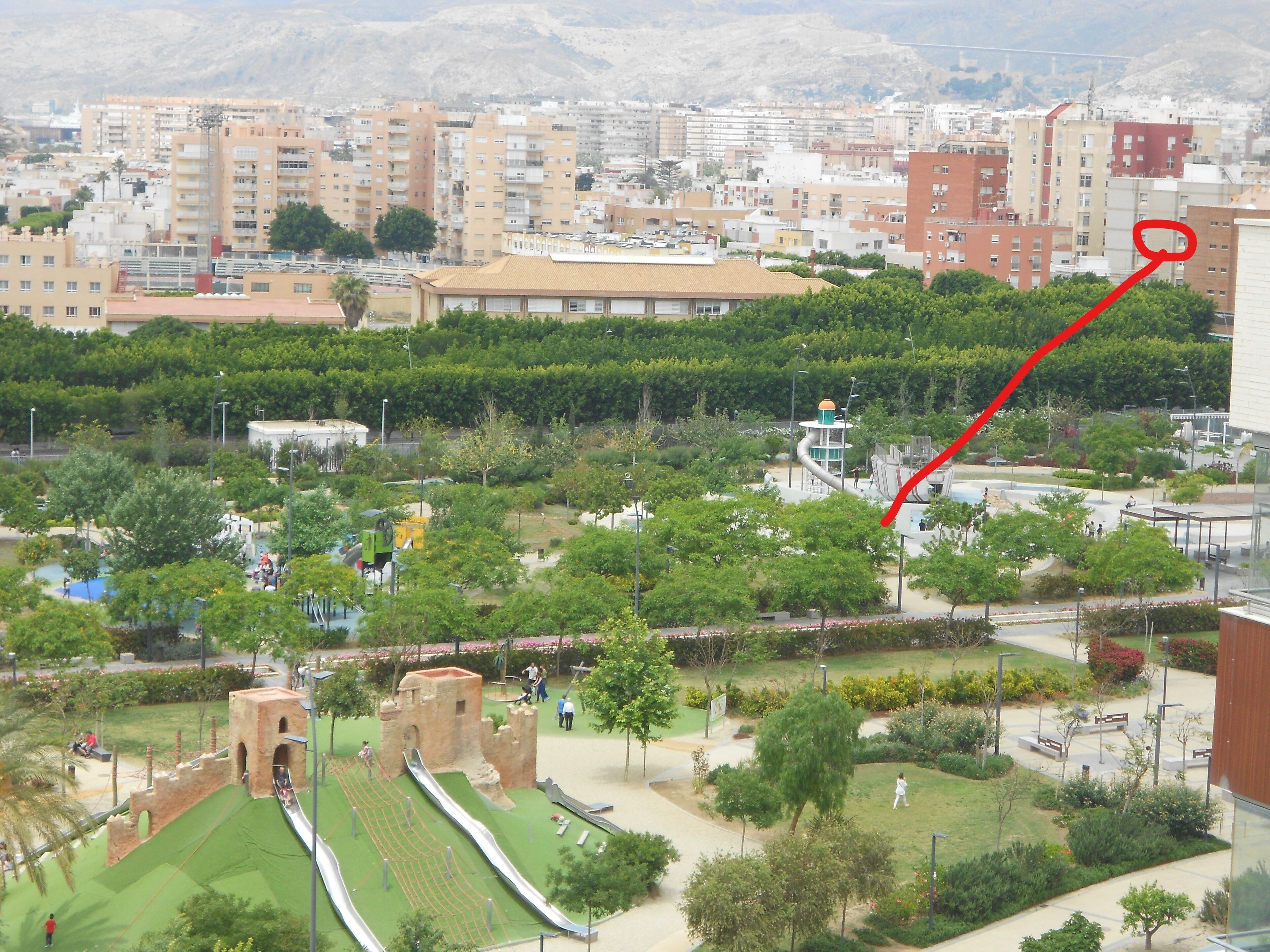 Floor 5 minutes beach with AA. DC. and WIFI LF3 in Almería, Spain
