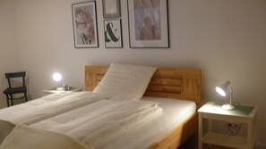 2 Schlafzimmer, Bügeleisen/Bügelbrett, Internetzugang, Bettwäsche