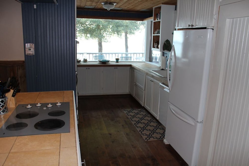 Best of Lake Limestone Waterfront; Kidfriendly Swimming/Fish/Kayaking, Groesbeck, TX Vacation