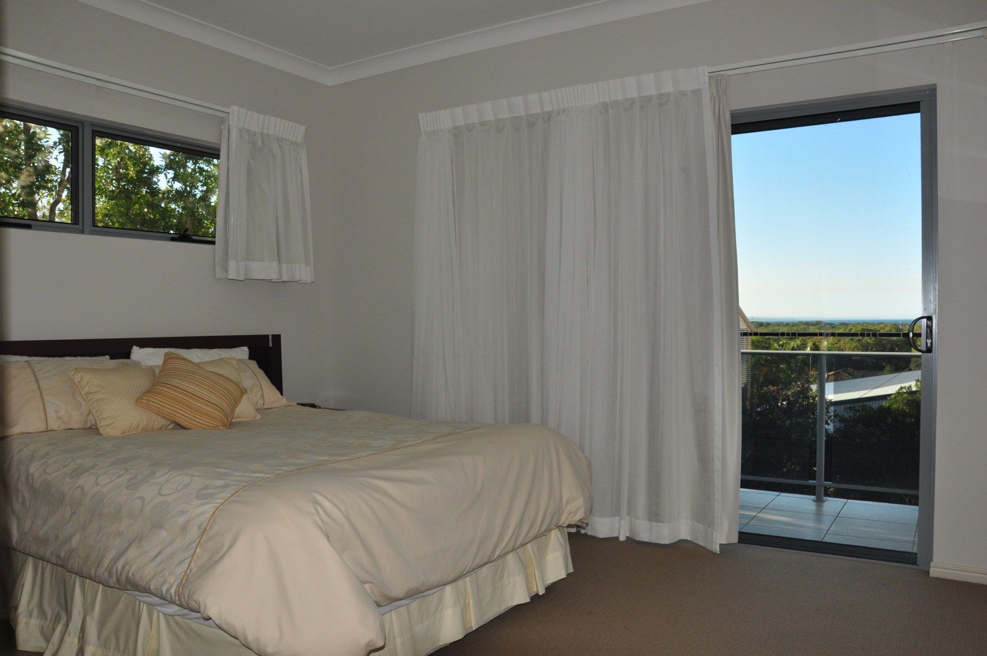 21 Tingira Close - Family Home in a Quiet Street Enjoying Ocean Views