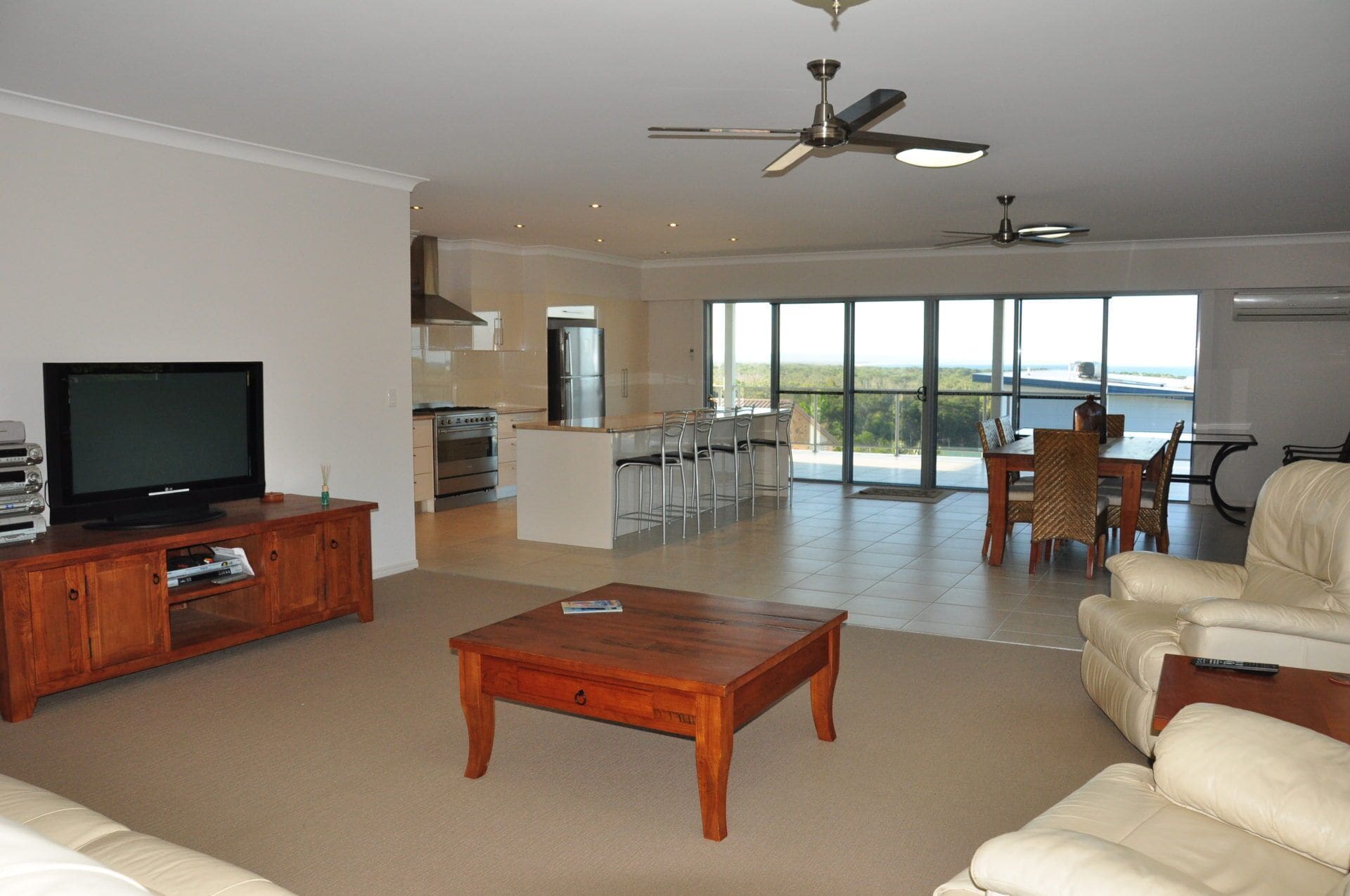 21 Tingira Close - Family Home in a Quiet Street Enjoying Ocean Views