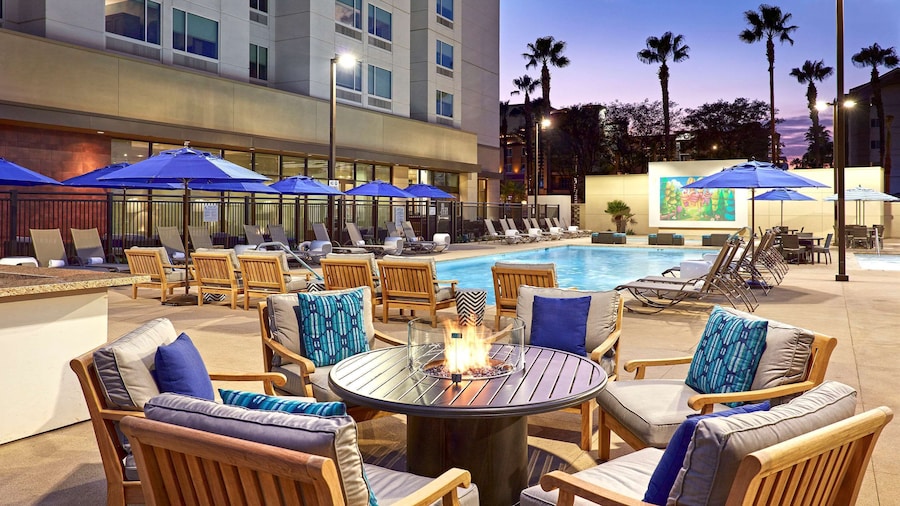 Cambria Hotel Anaheim Resort Area