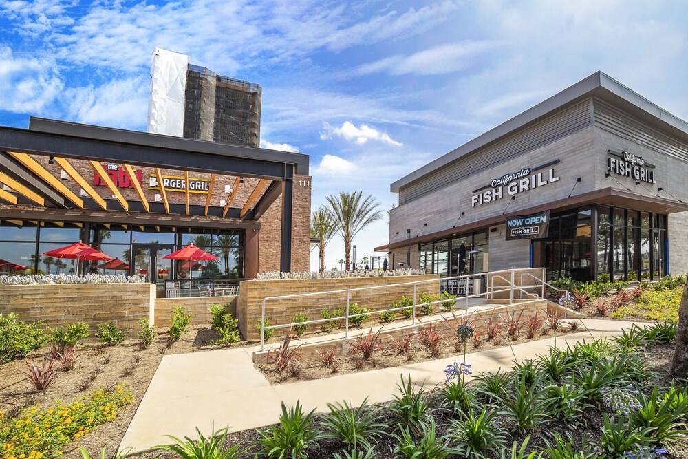 Cambria Hotel & Suites Anaheim Resort Area in Anaheim Best Rates