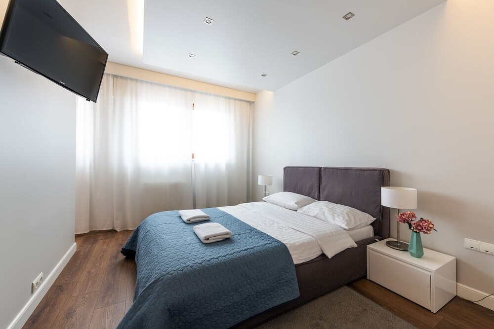 P&O Apartments Oxygen Wronia 4 Deals & Reviews (Warsaw, POL) Wotif