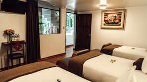 Premium bedding, in-room safe, desk, iron/ironing board