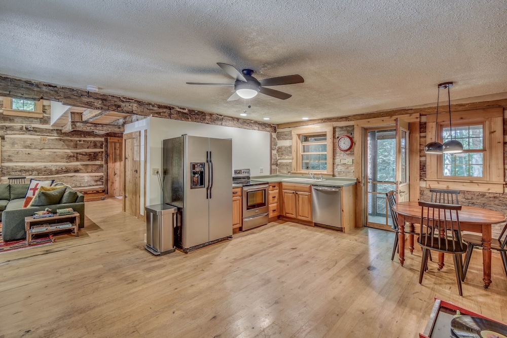 Hand Hewn Log Cabin Newly Renovated Rustic Modern Design In Egg