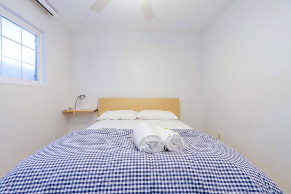 2nd Floor 2004 W. Oceanfront Beatrice Newport Beach Vrbo