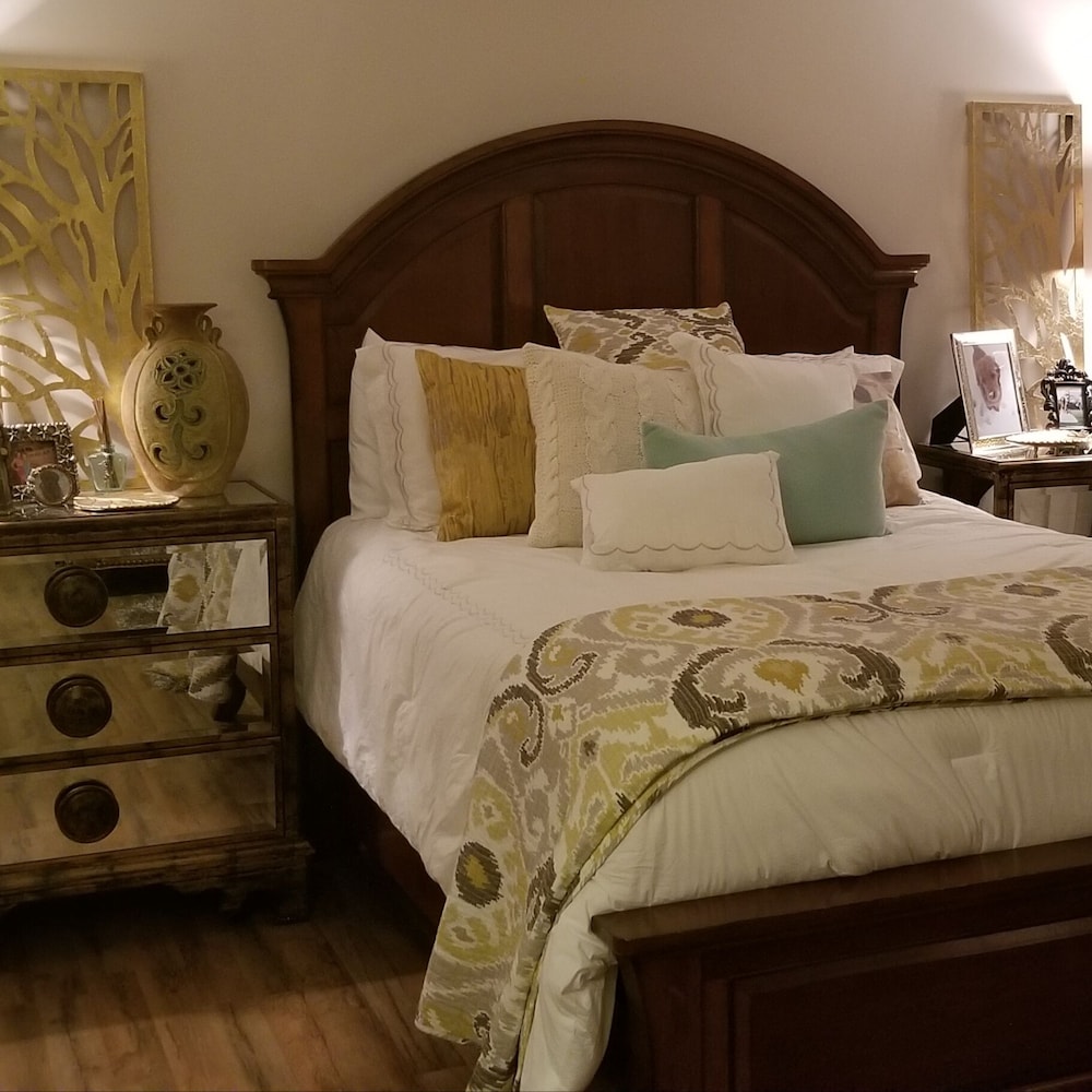 Waterfront Paradise with Hot Tub and Pool Muscle Shoals Vrbo