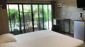 Free minibar, individually decorated, desk, laptop workspace