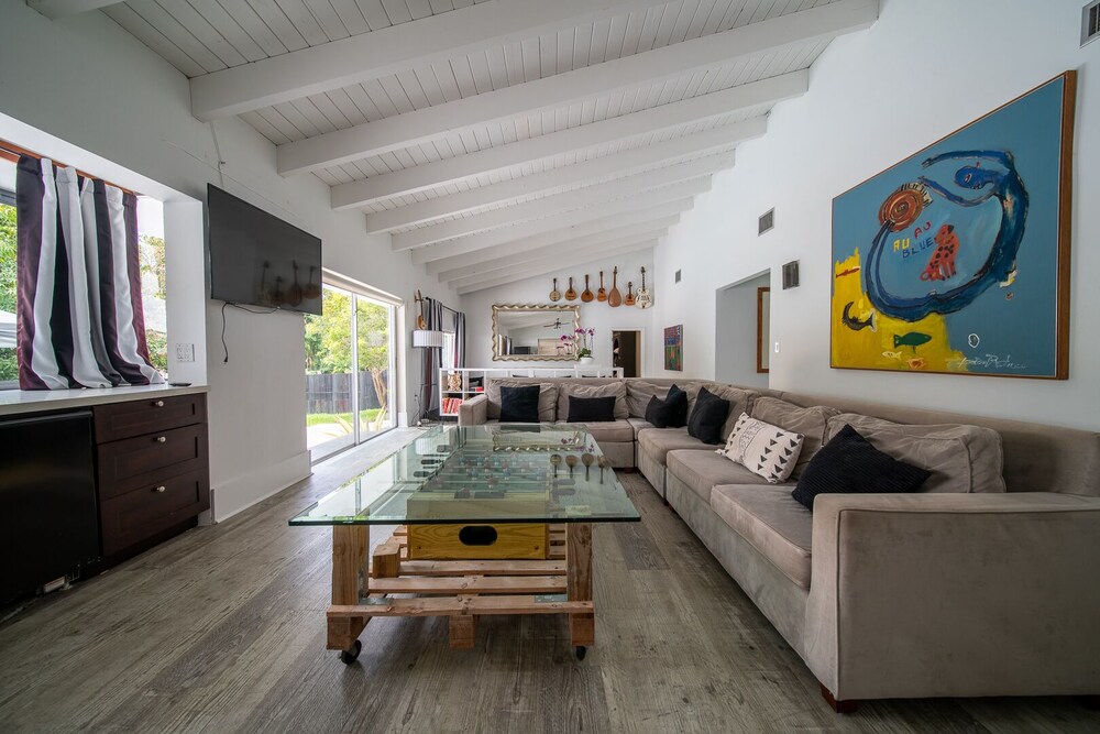 Art Nango tropical pool side retreat.