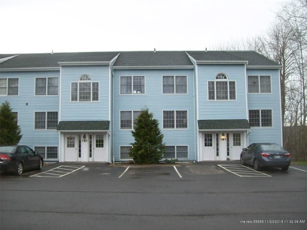 Beautiful Midcoast Maine Condominium with inground pool in Damariscotta