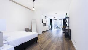 Cortinas blackout, quartos à prova de som, ferros/tábuas de passar roupa