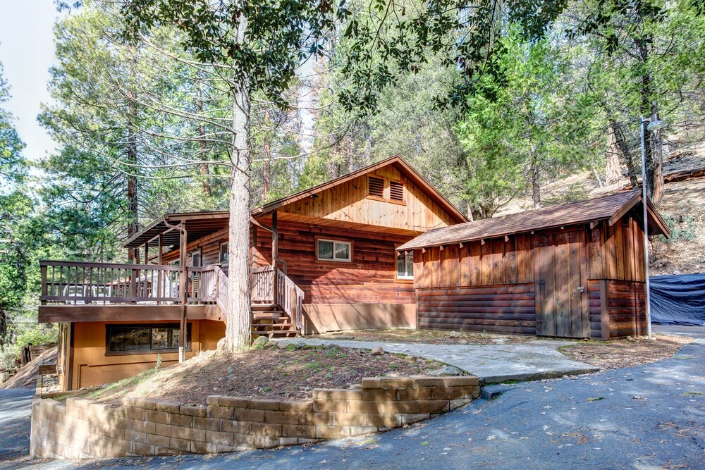Bradley S Cabin In Yosemite National Park Cheap Hotel Deals