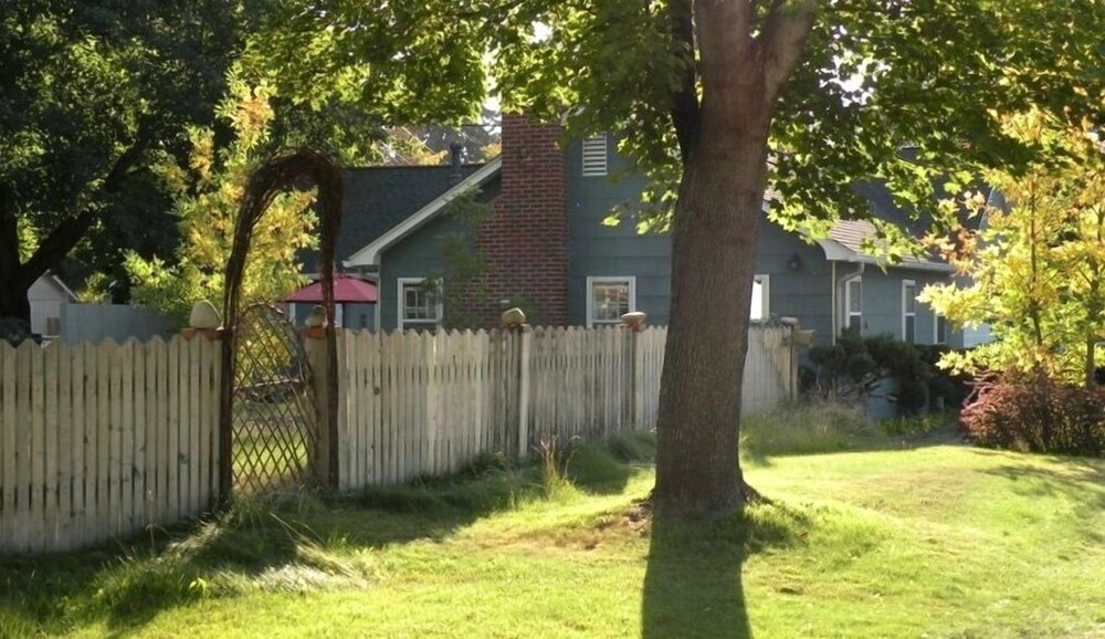 Charming Lodging in Historic Hamilton, Montana Hamilton Vrbo