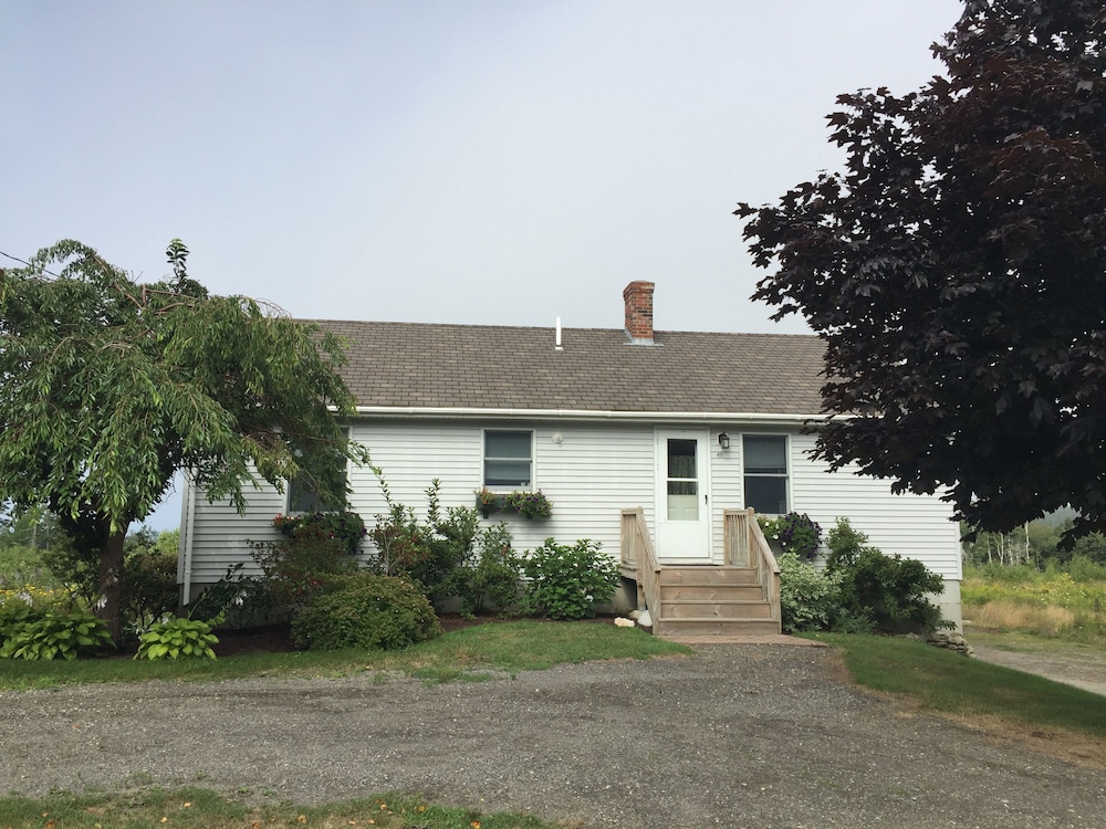 High See's views of the ocean Port Clyde Vrbo