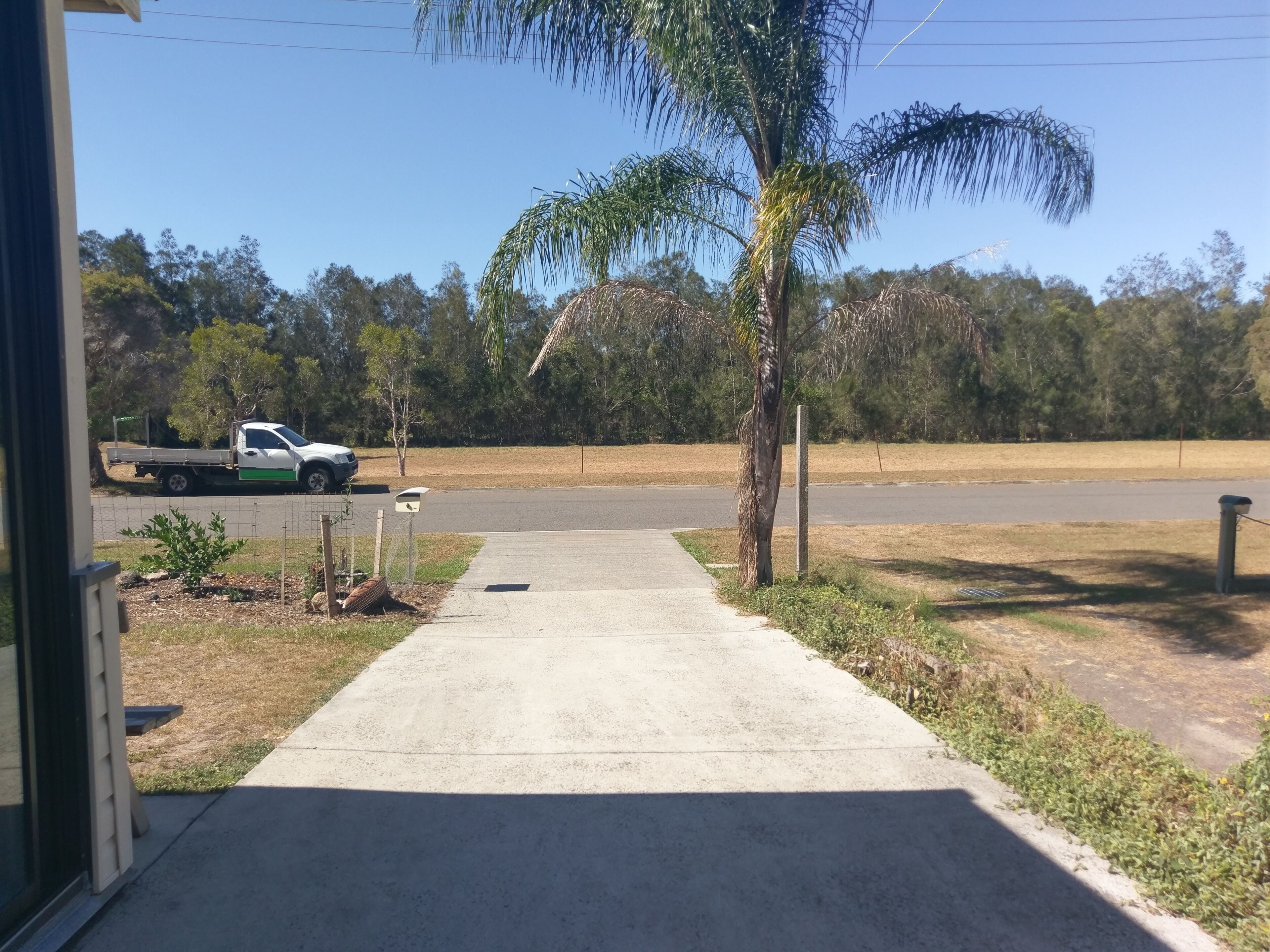 Dolphins, dugongs, migratory birds, fishing, kayaking, beach 300 mtr - Toorbul