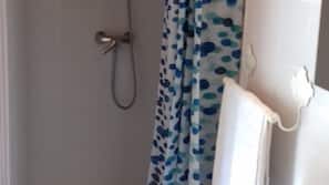 Shower, free toiletries, hair dryer, towels