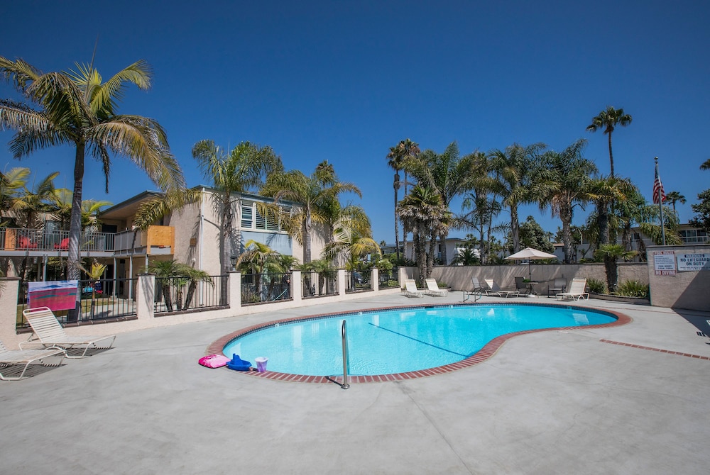 Sandyland Shores- Carpinteria in Carpinteria | Best Rates u0026 Deals on Orbitz