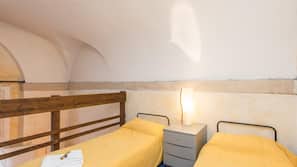 3 camere, accesso a Internet, lenzuola