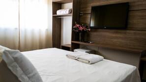 Minibar, desk, free WiFi, linens