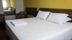 Minibar, desk, free WiFi, linens