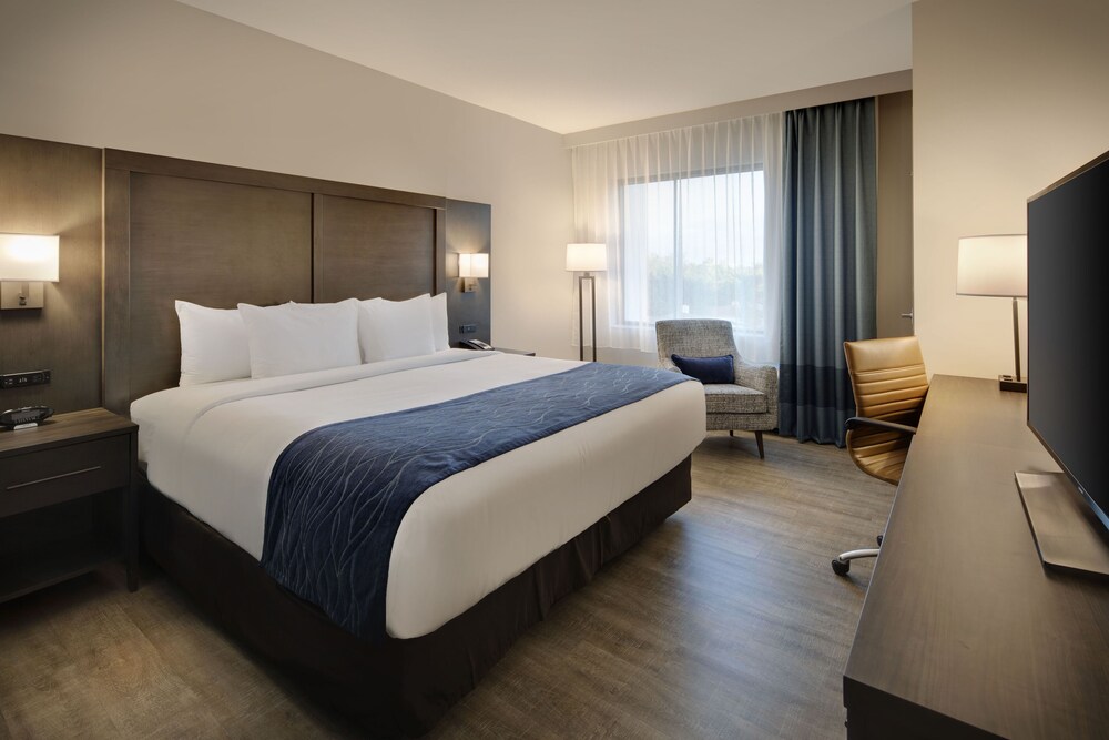 Comfort Inn & Suites Miami International Airport