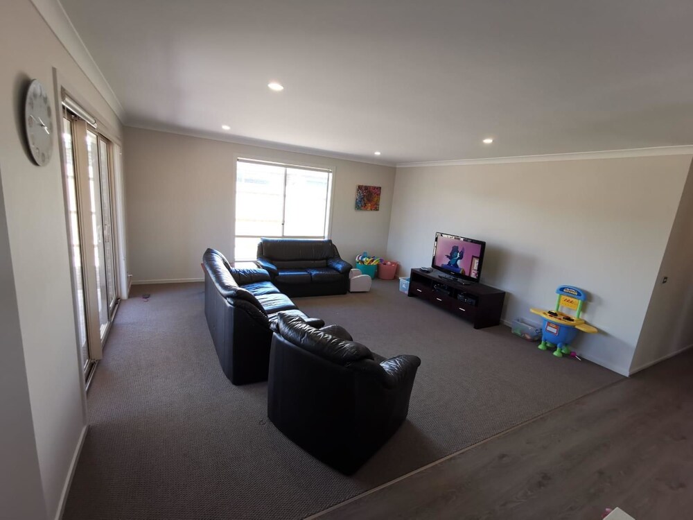 Phillip Island family house