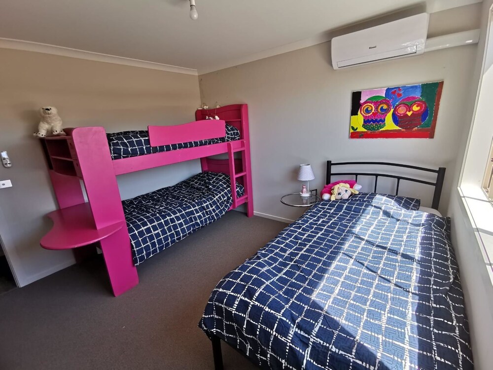 Phillip Island family house