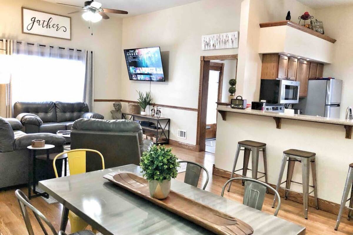 Sunrise On Shelby Fountain Sq Free Private Parking Netflix Hulu 2020 Room Prices 59 Deals Reviews Expedia