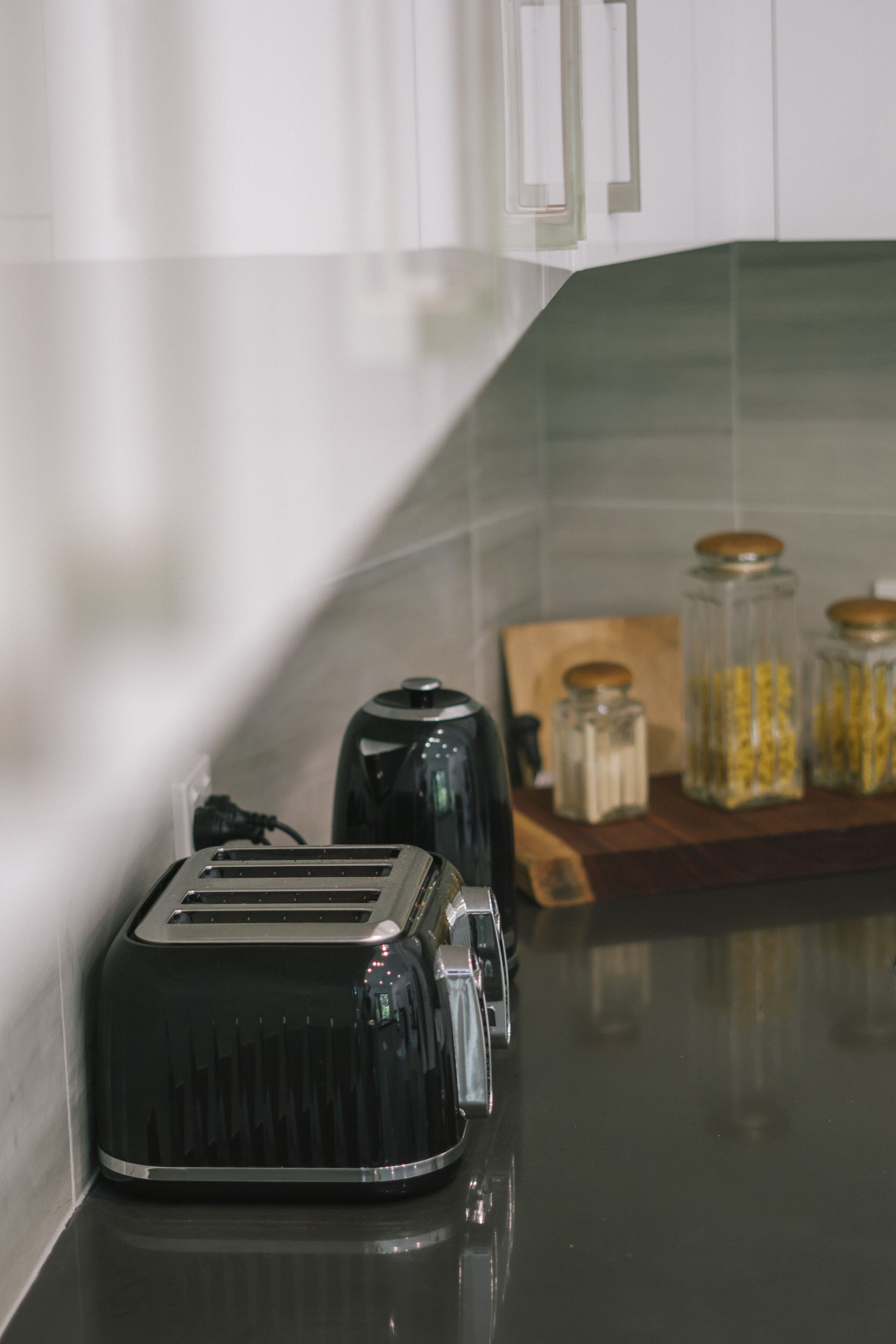 Golden Sunbird BnB - 2 Bedroom Apartment in Unique Rainforest Setting