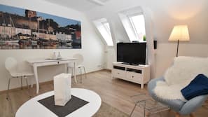TV, DVD player