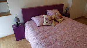 Individually decorated, individually furnished, free WiFi, linens