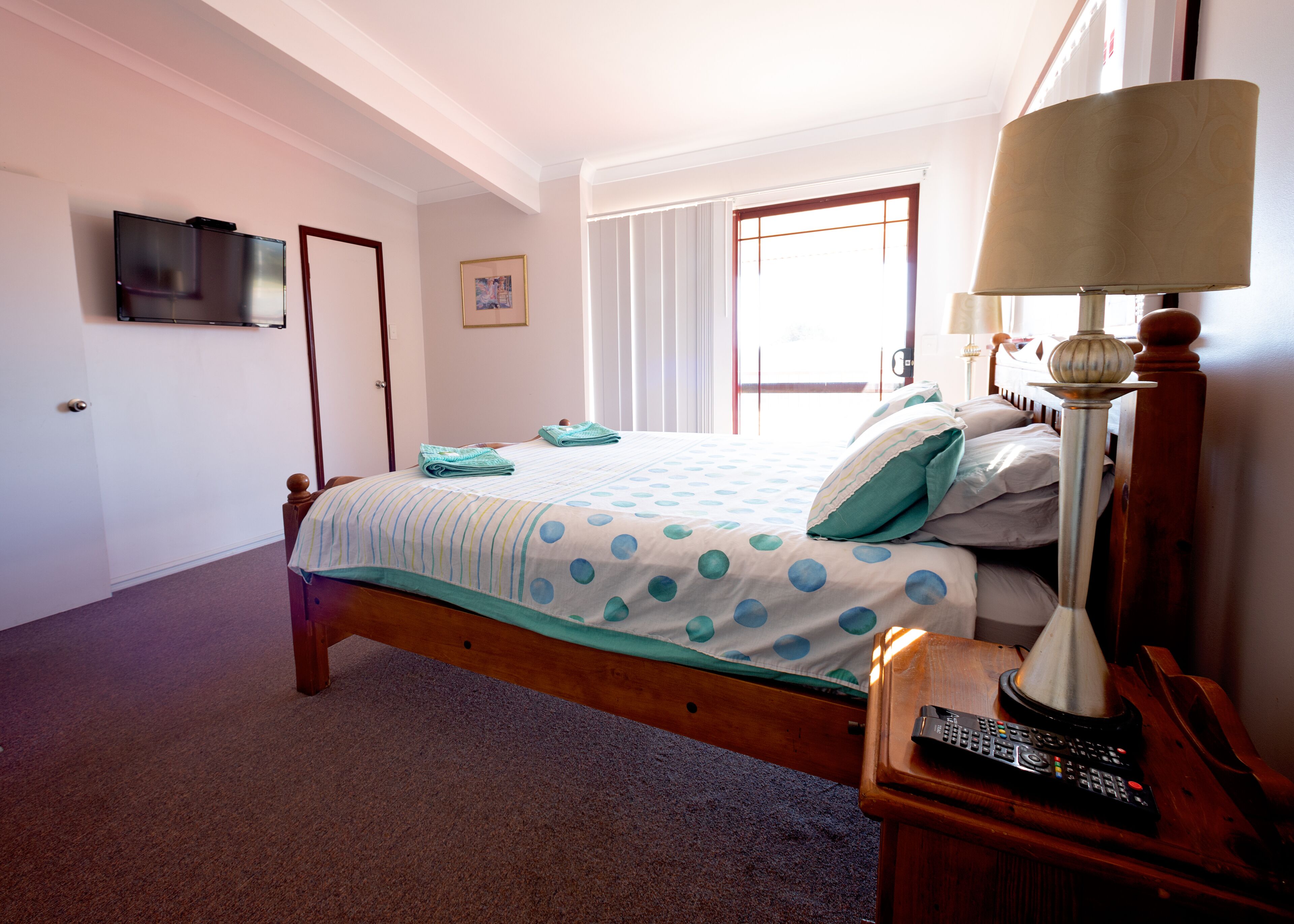 Enjoy Ocean Views and Fishing