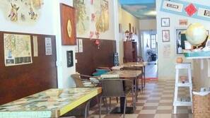 Iron/ironing board, free WiFi, linens